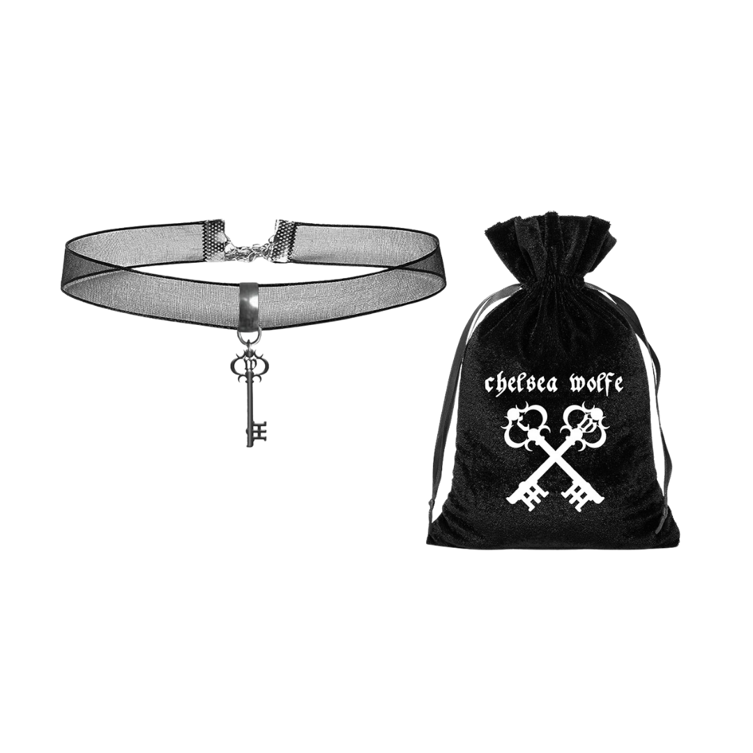 Key Choker Necklace with Velvet Pouch